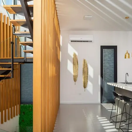 Beautifully Landscaped Appartement