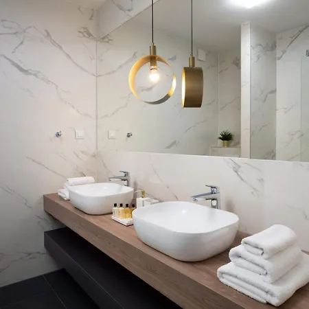 Beautifully Landscaped Appartement