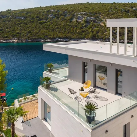 Beautifully Landscaped *